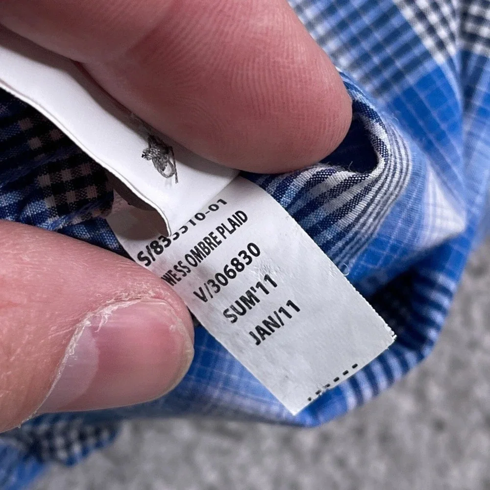 Banana Republic Shirt Mens Medium Blue Ombre Plaid Short Sleeve Button‎ Up
